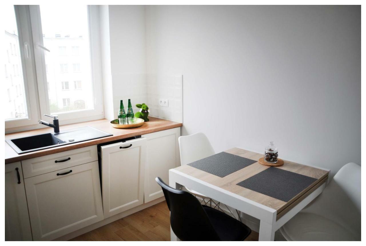 Color 24 Premium Apartman Stalowa Wola Kültér fotó