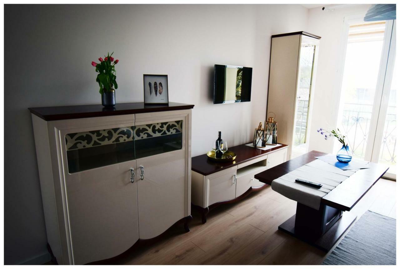Color 24 Premium Apartman Stalowa Wola Kültér fotó