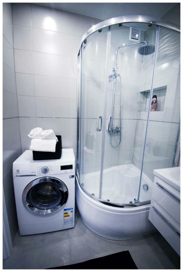 Color 24 Premium Apartman Stalowa Wola Kültér fotó